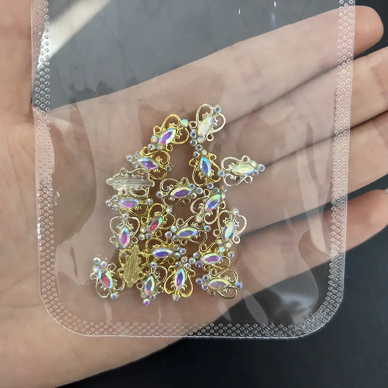 10 개/가방 3D 레트로 합금 네일 매력 금속 지르콘 - Trending Tech Accessories 리뷰 및 가격