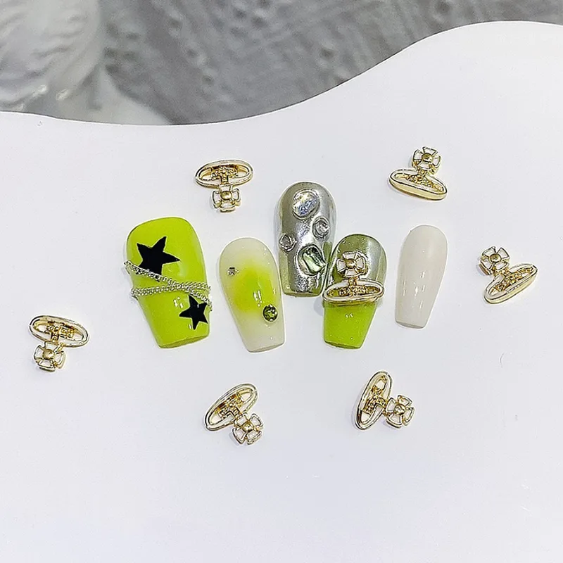 TSZS 10 개/몫 한국 럭셔리 행성 네일 매력 금속 - Trending Tech Accessories 리뷰 및 가격